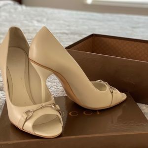 NIB GUCCI Margaux Calf Horsebit Logo Shoes